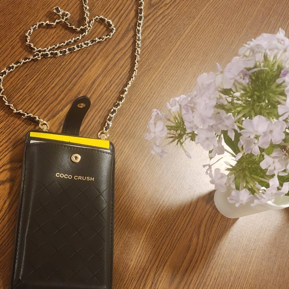 CHANEL COCO CRUSH PHONE BAG